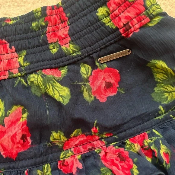 Abercrombie Skirt - Picture 5 of 8